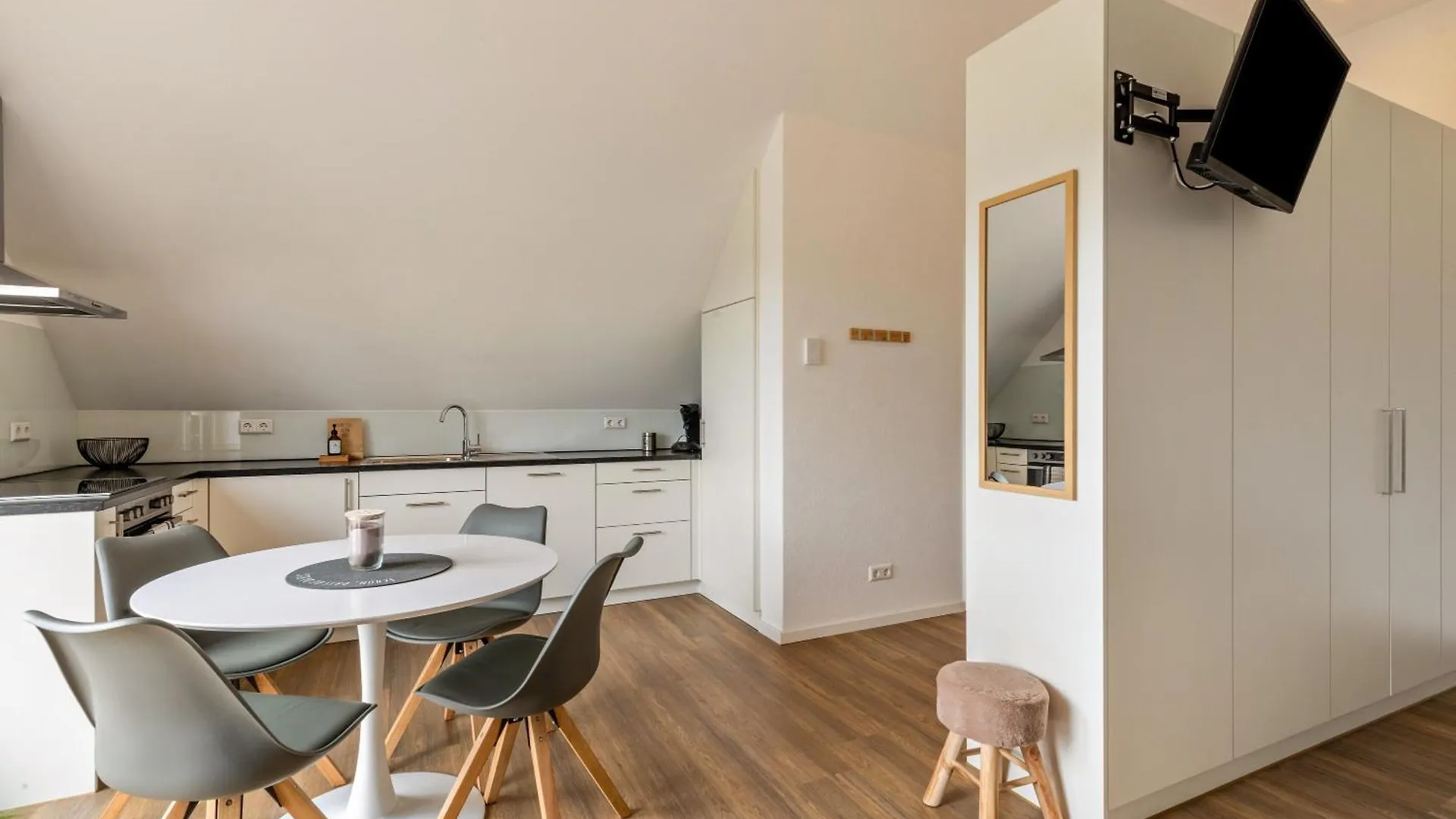 Studio 5 Parkside Apartments Guenzburg